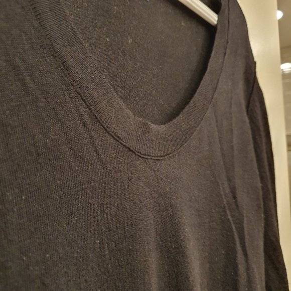 Soft wool sweater - Picture 3 of 7